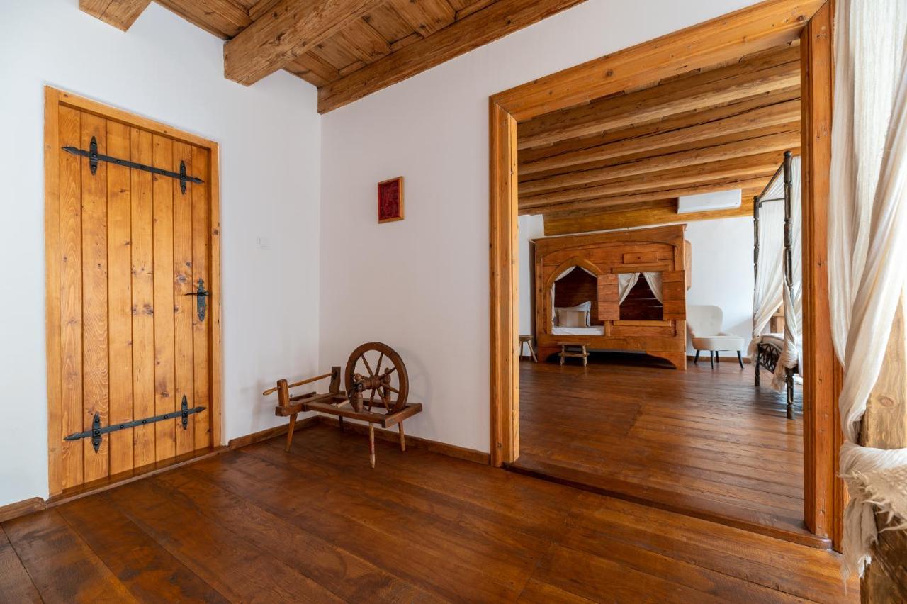 Boutique Hotel Von Graf Сигишоара Екстериор снимка