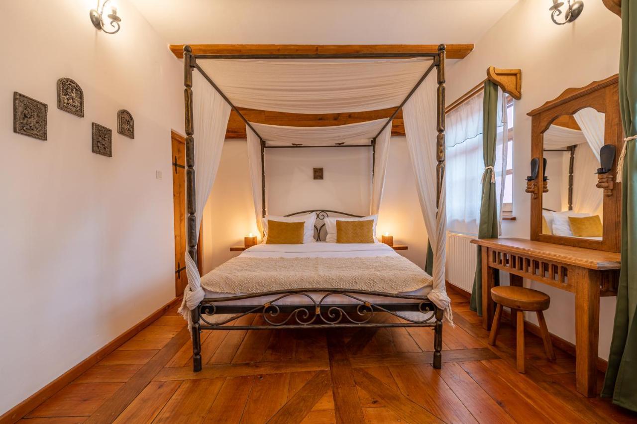 Boutique Hotel Von Graf Сигишоара Екстериор снимка