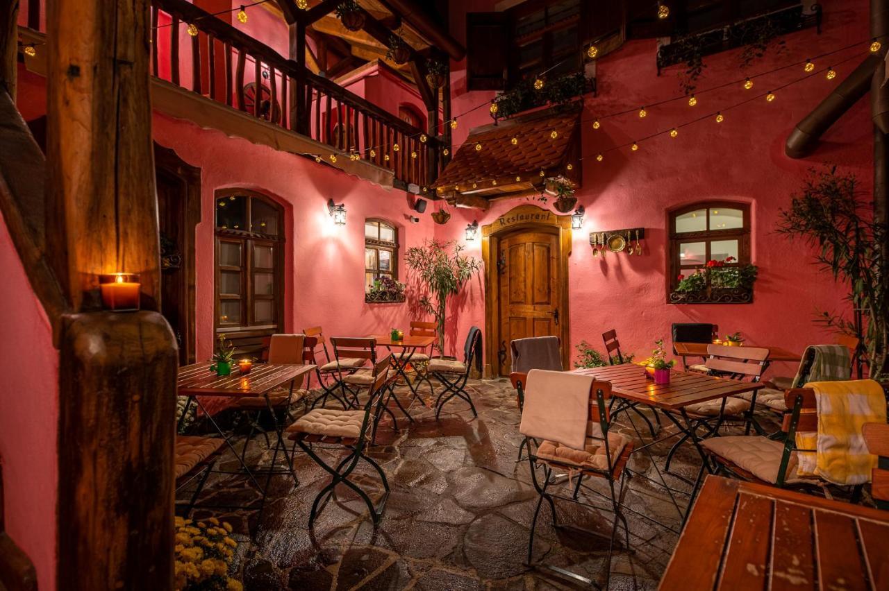 Boutique Hotel Von Graf Сигишоара Екстериор снимка
