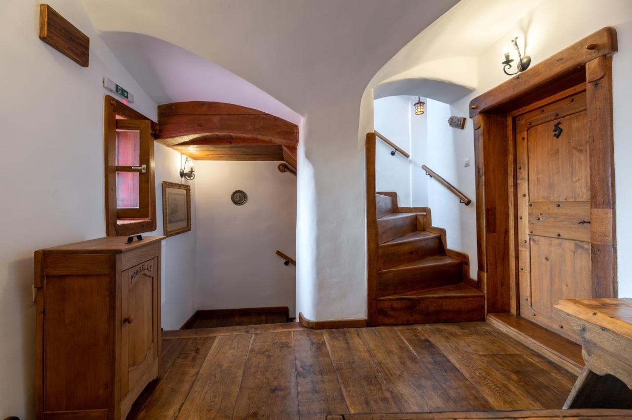 Boutique Hotel Von Graf Сигишоара Екстериор снимка